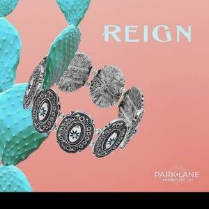 Park Lane Reign Concho Stretch Bracelet Like New